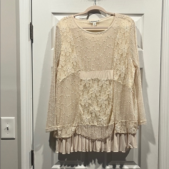 Tantrums Tops - Tantrums Women’s Beige‎ Y2K cottagecore bohemian Floral Lace Top Size XL.